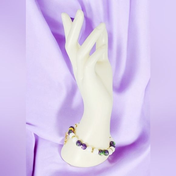 Purple Green & White Rain Flower Jasper White Jade Butterfly Charm Bracelet Y2K - Picture 4 of 12